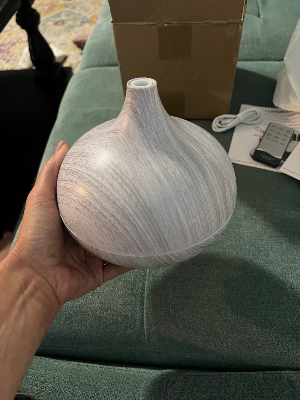 Furtomer Ultrasonic Essential Oil Diffuser with Remote and USB Power